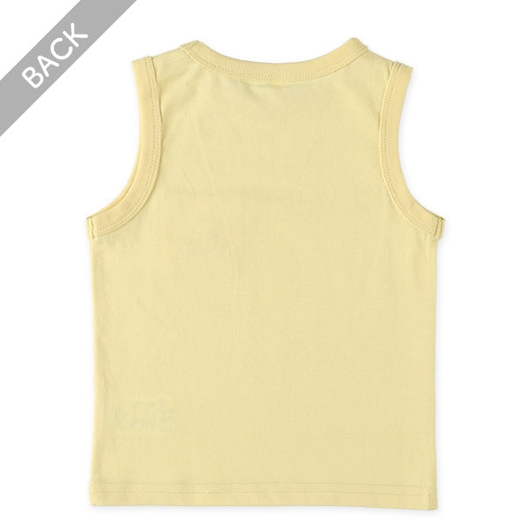 Sleeveless T-shirt