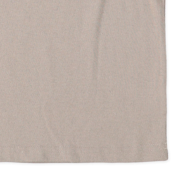 Sleeveless T-shirt