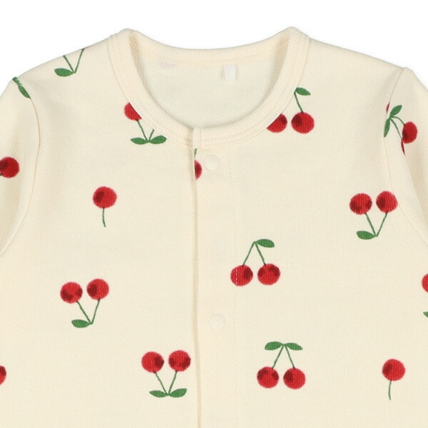 Hanging pre-alls for fall, winter and spring