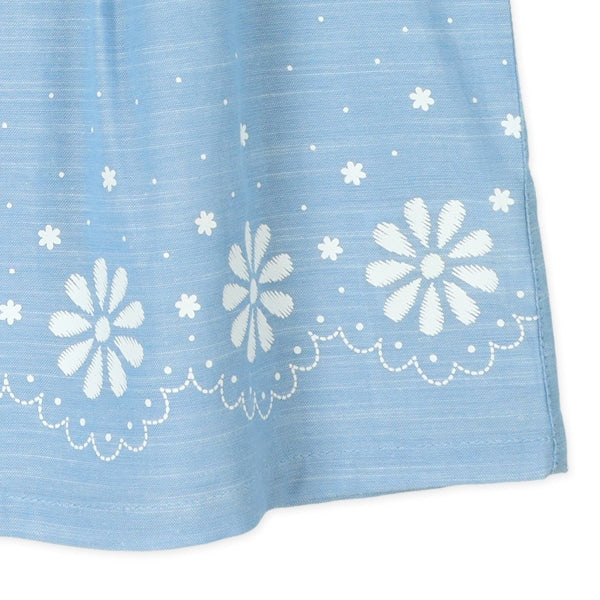 Sleeveless T-shirt