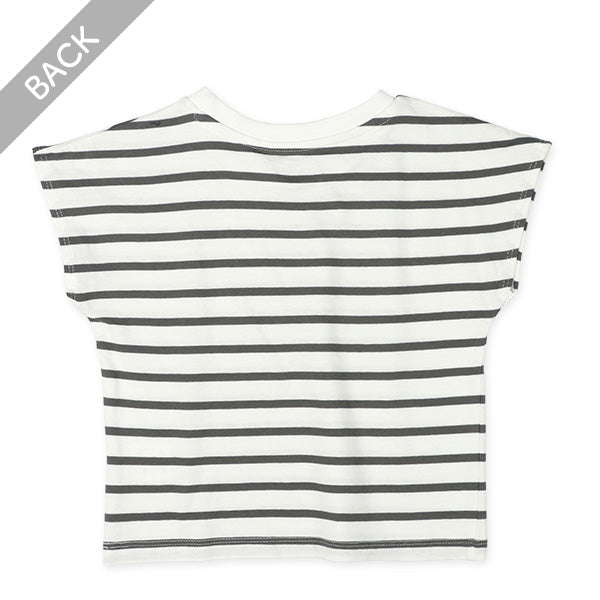 Sleeveless T-shirt