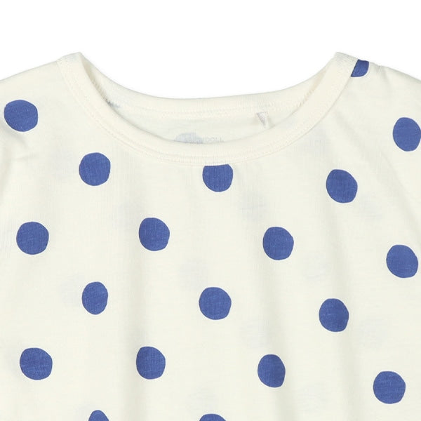 Sleeveless T-shirt