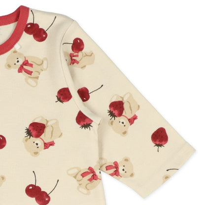 Hanging pre-alls for fall, winter and spring