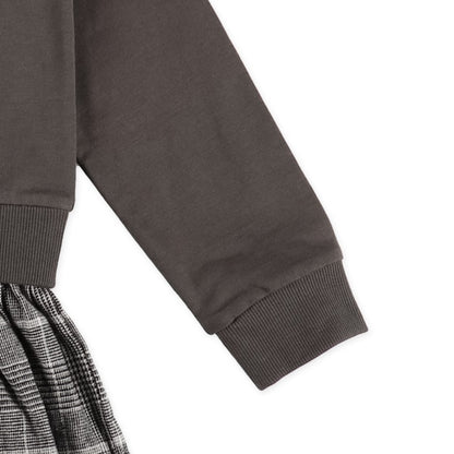 Plain T-Shirt with Checked Skirt (Winter, Spring, Autumn)