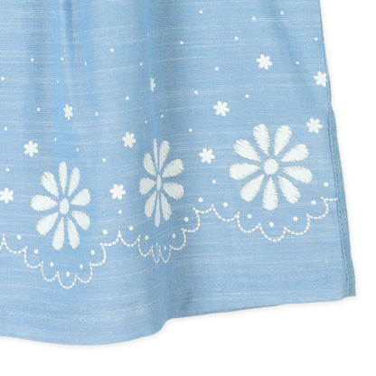 Sleeveless T-shirt