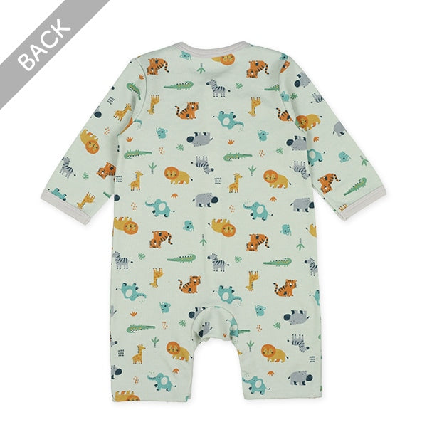Hanging pre-alls for fall, winter and spring