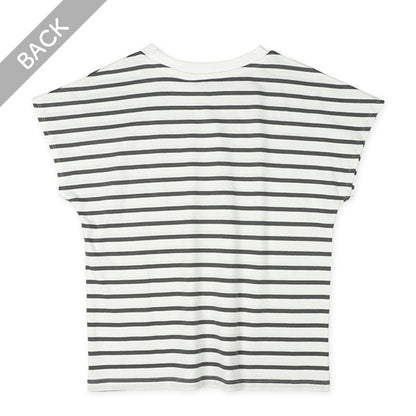 Sleeveless T-shirt